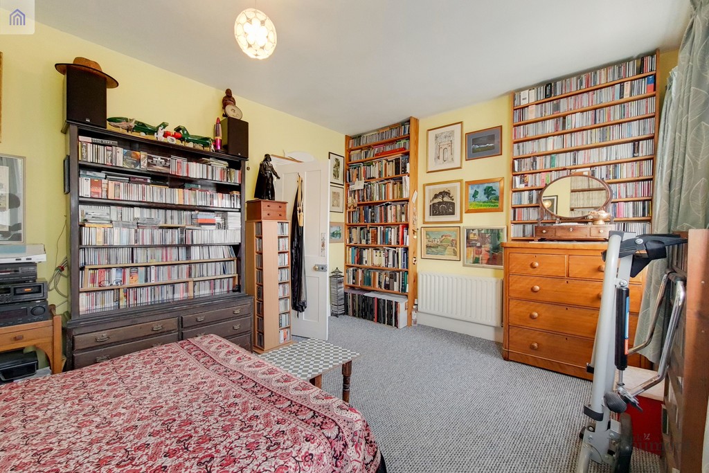 3 bed terraced house for sale in Ermine Road, London 14