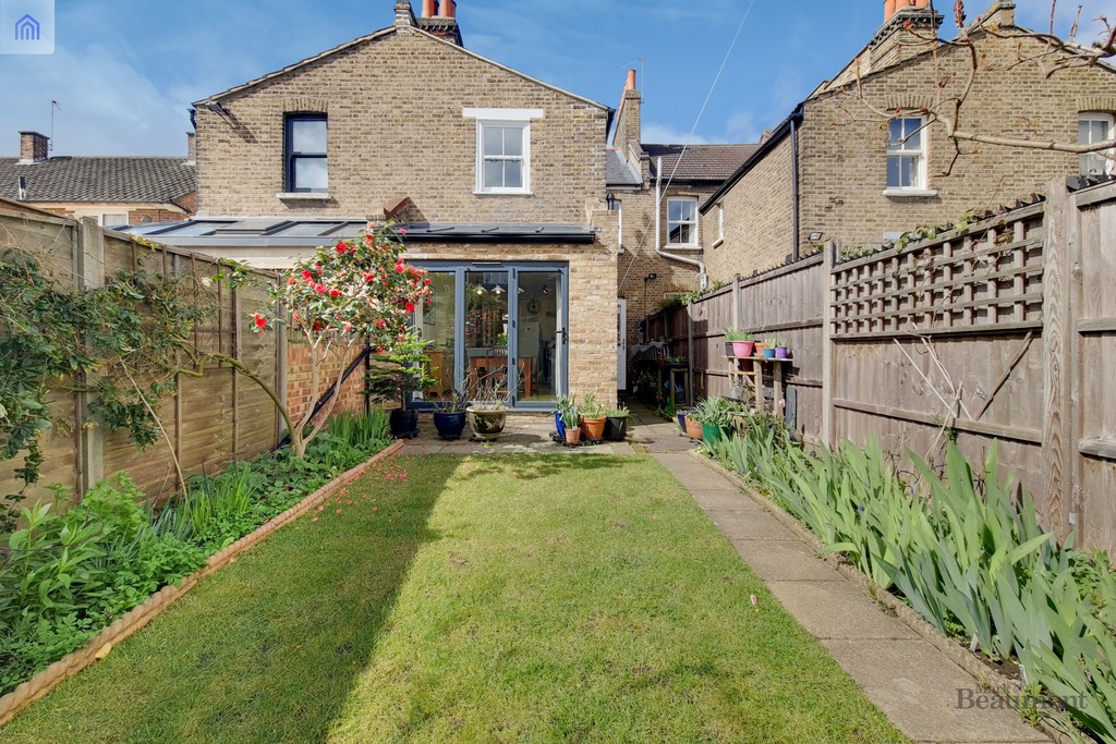 3 bed terraced house for sale in Ermine Road, London 11