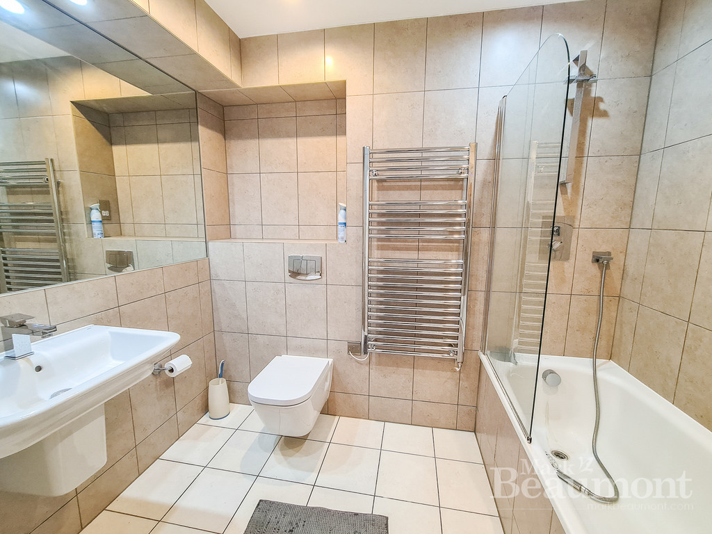 1 bed apartment for sale in Jubilee Heights, London  - Property Image 12