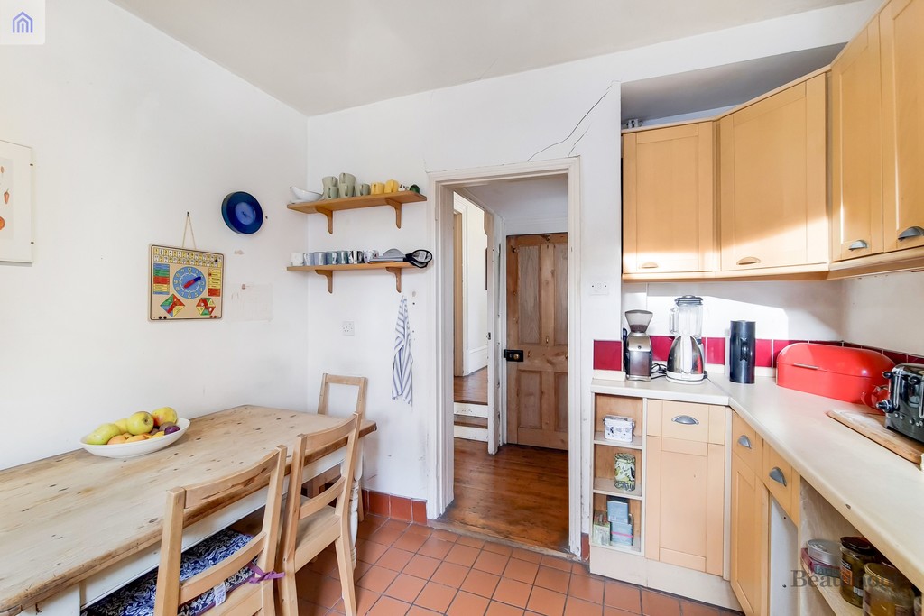 5 bed terraced house for sale in Halesworth Road, London 3