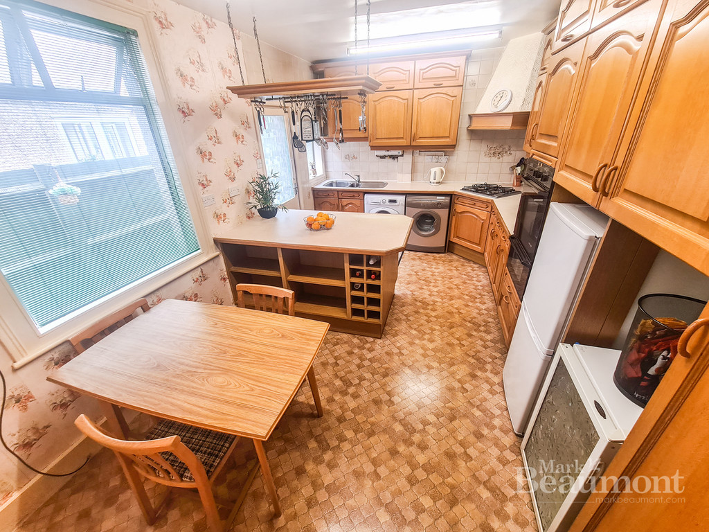 3 bed terraced house for sale in Marsala Road, Lewisham  - Property Image 5