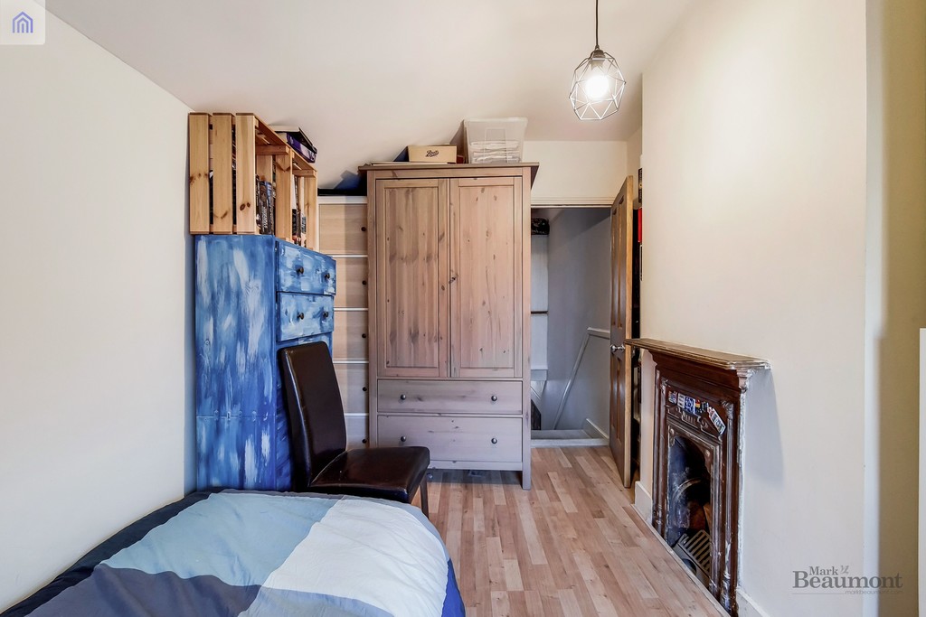 3 bed terraced house for sale in Bradgate Road, London  - Property Image 15