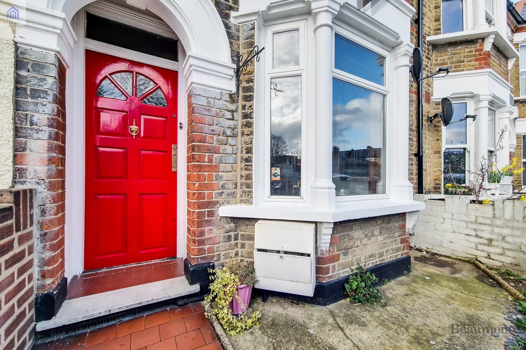 3 bed terraced house for sale in Bradgate Road, London 3