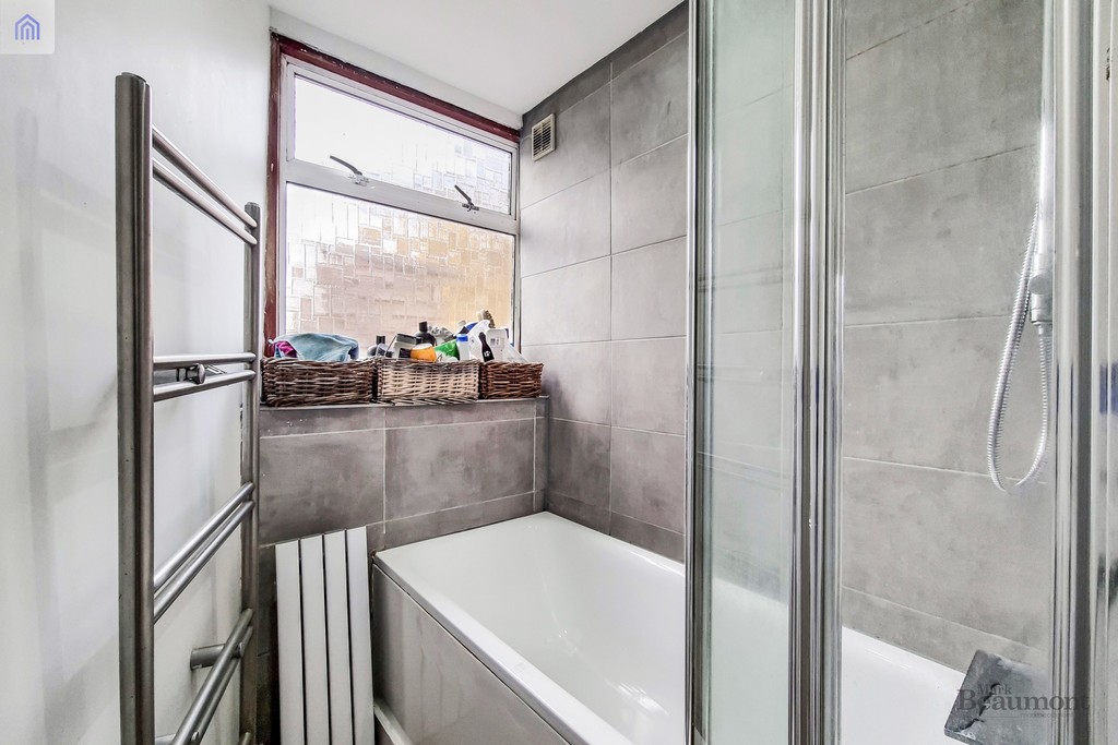 3 bed terraced house for sale in Bradgate Road, London 8