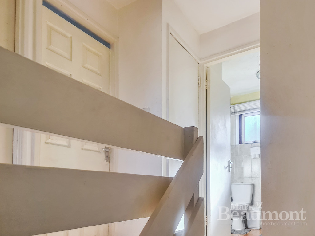 3 bed terraced house for sale in Cordwell Road, Lewisham  - Property Image 6