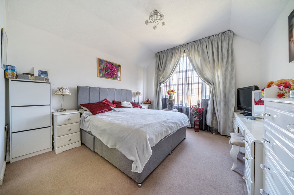 4 bed detached house for sale in Stratford House Avenue, Bickley  - Property Image 6