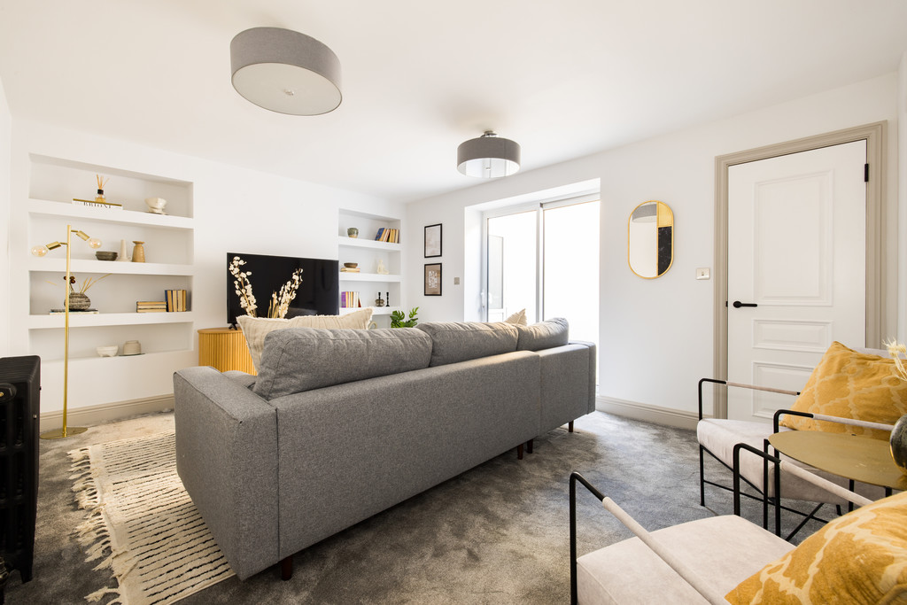 4 bed terraced house for sale in Greenwich High Road, London  - Property Image 6
