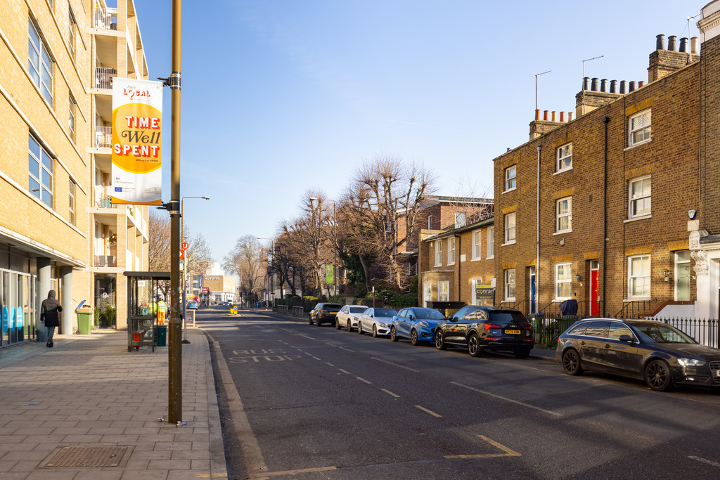 4 bed terraced house for sale in Greenwich High Road, London 38
