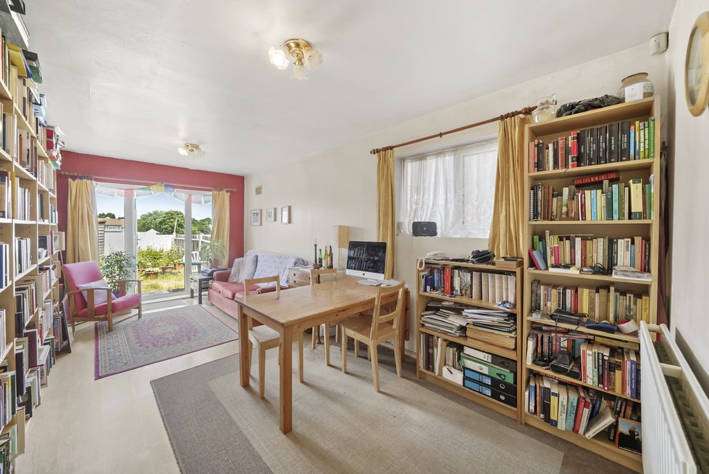 2 bed semi-detached house for sale in Rutland Walk, London  - Property Image 12