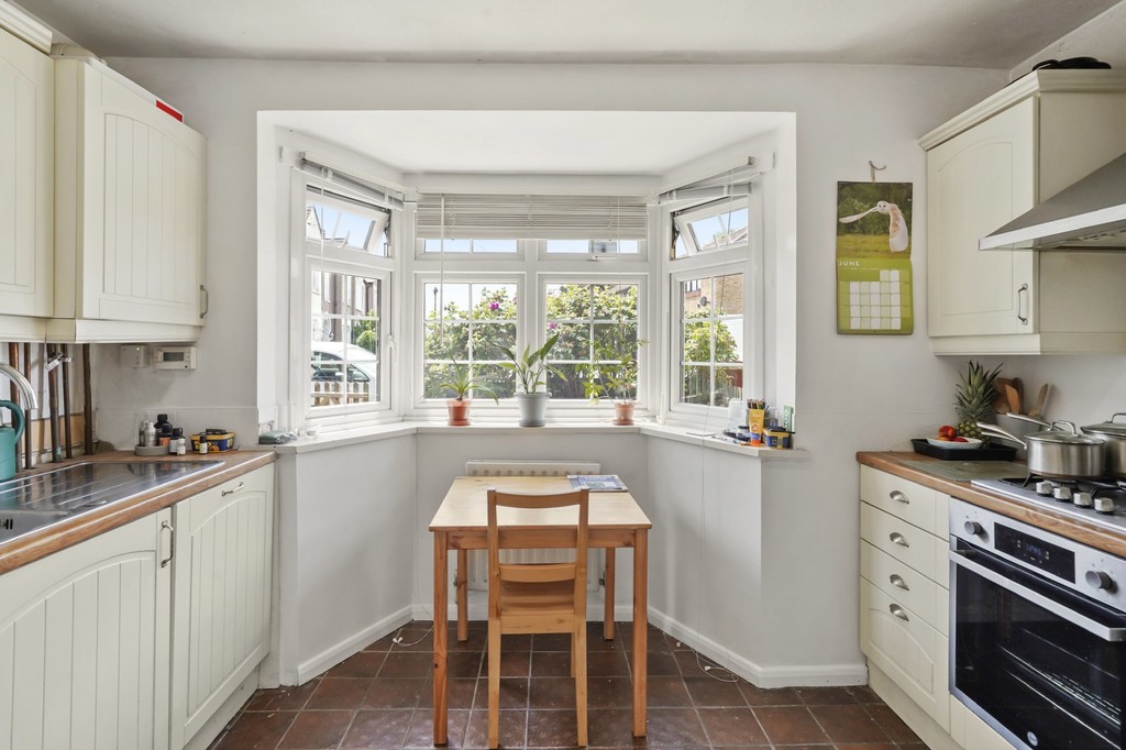 2 bed semi-detached house for sale in Rutland Walk, London  - Property Image 15