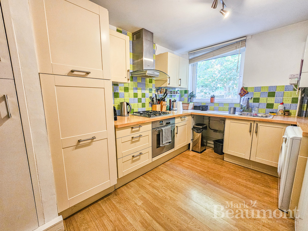 2 bed apartment for sale in Lewisham Hill, Lewisham  - Property Image 3