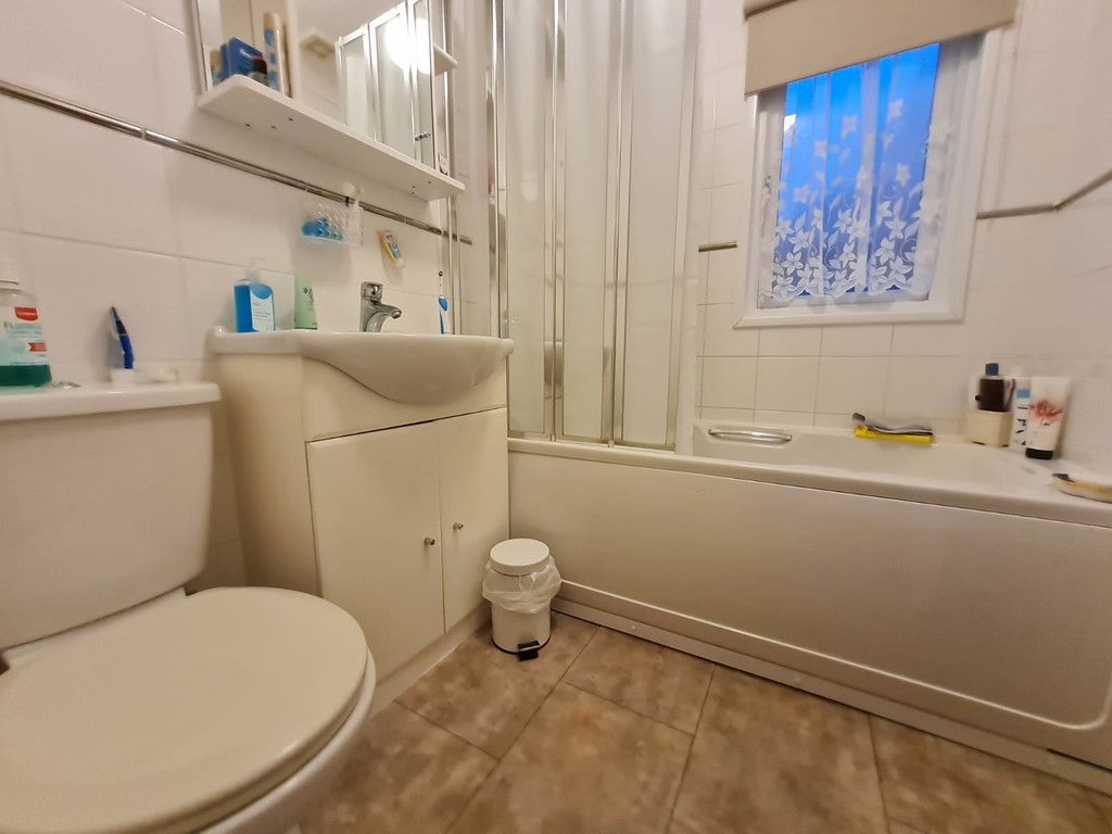 2 bed mobile home for sale in St Peters Avenue, Berrys Green 4