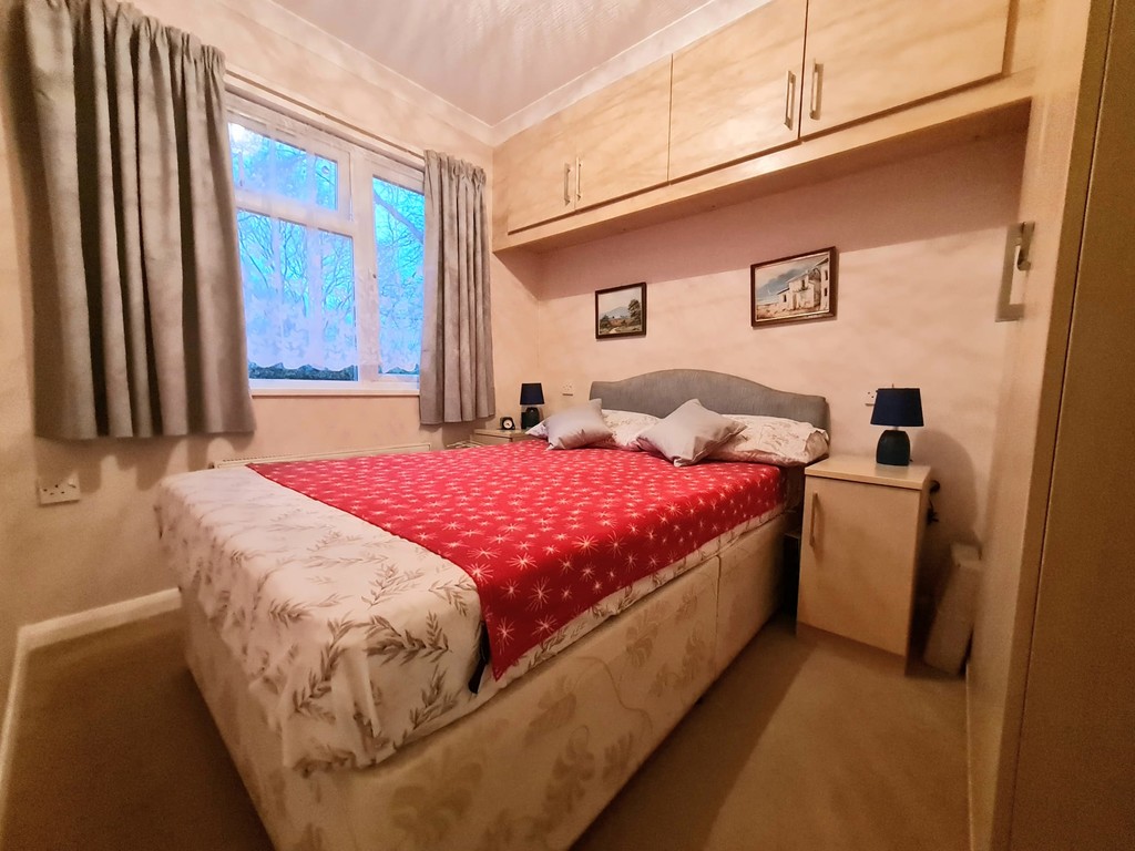 2 bed mobile home for sale in St Peters Avenue, Berrys Green 5
