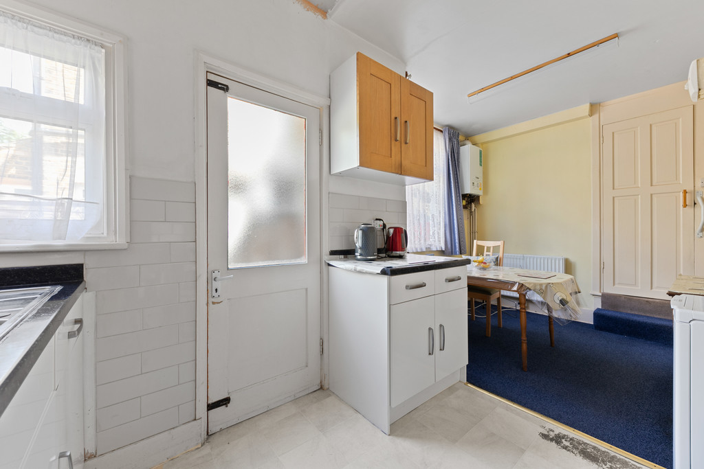 3 bed terraced house for sale in Marsala Road, London 11