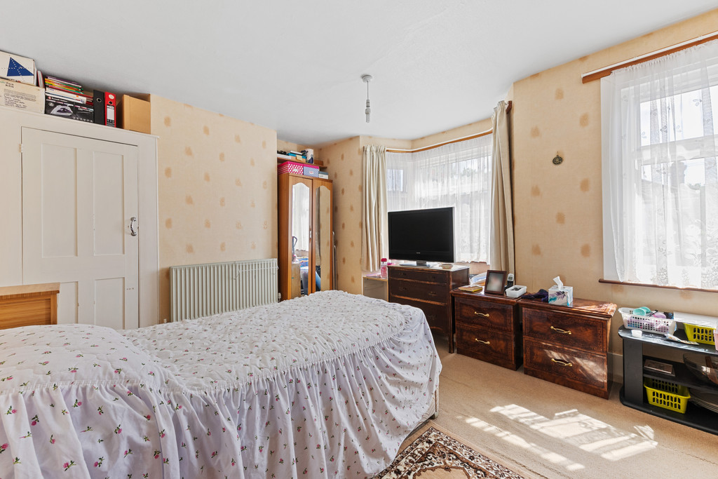 3 bed terraced house for sale in Marsala Road, London 13