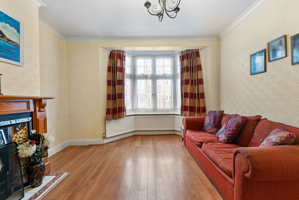 3 bed end of terrace house for sale in Whitburn Road, London 1