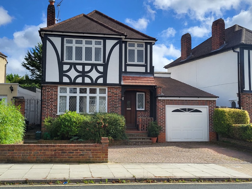 Stunning four bedroom, two bathroom, detached family home with garage, off street parking and attractive private garden with summerhouse, ideally situated in a sought after residential location close to Orpington's transport links and amenities.