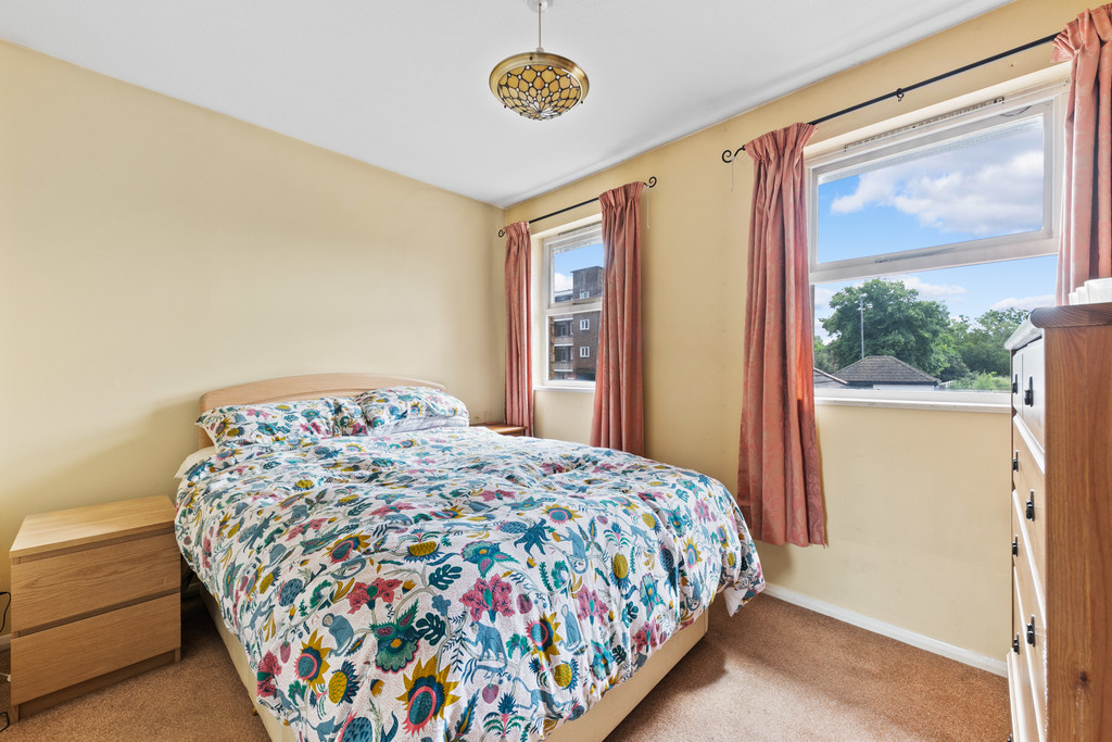 2 bed terraced house for sale in Longbridge Way, London  - Property Image 13