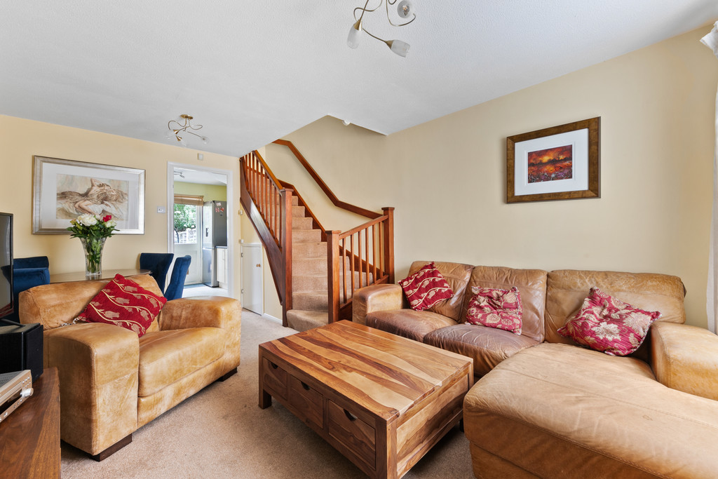 2 bed terraced house for sale in Longbridge Way, London  - Property Image 2