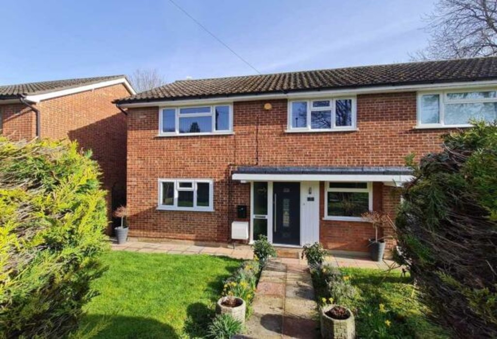 3 bed semi-detached house for sale in Mews End, Westerham - Property Image 1