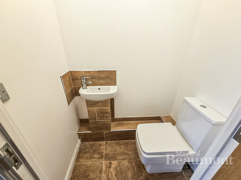 3 bed maisonette for sale in Curness Street, London 3