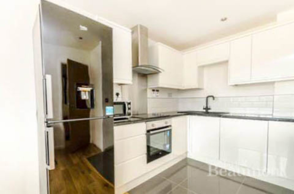 3 bed maisonette for sale in Curness Street, London 6
