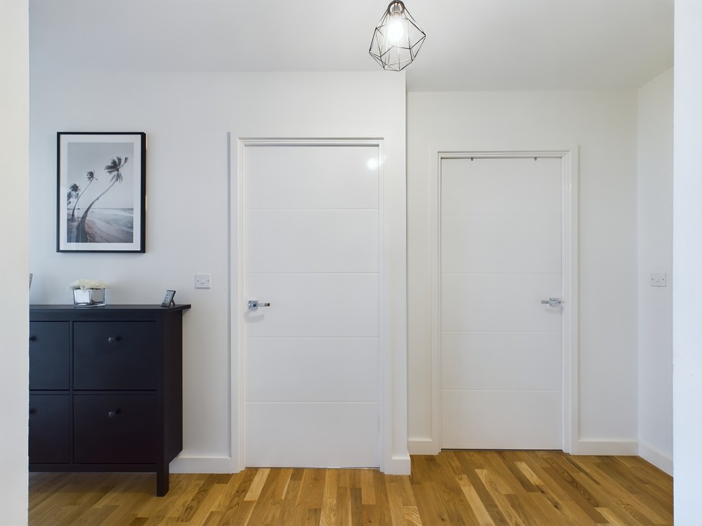 2 bed apartment for sale in Greenwich High Road, London 24