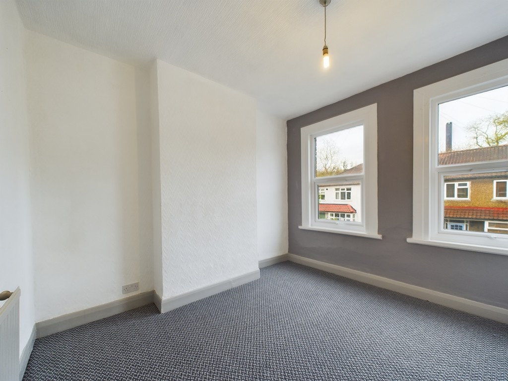 2 bed apartment for sale in Malyons Road, London 4