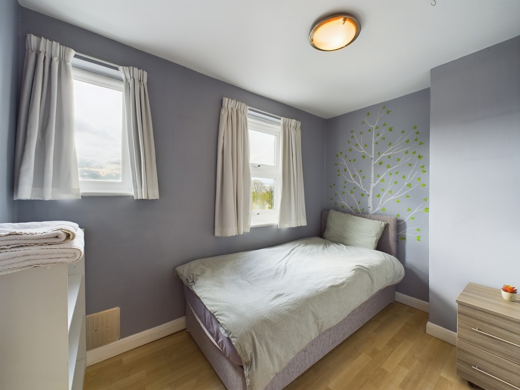 3 bed terraced house for sale in Vanbrugh Hill, London 7