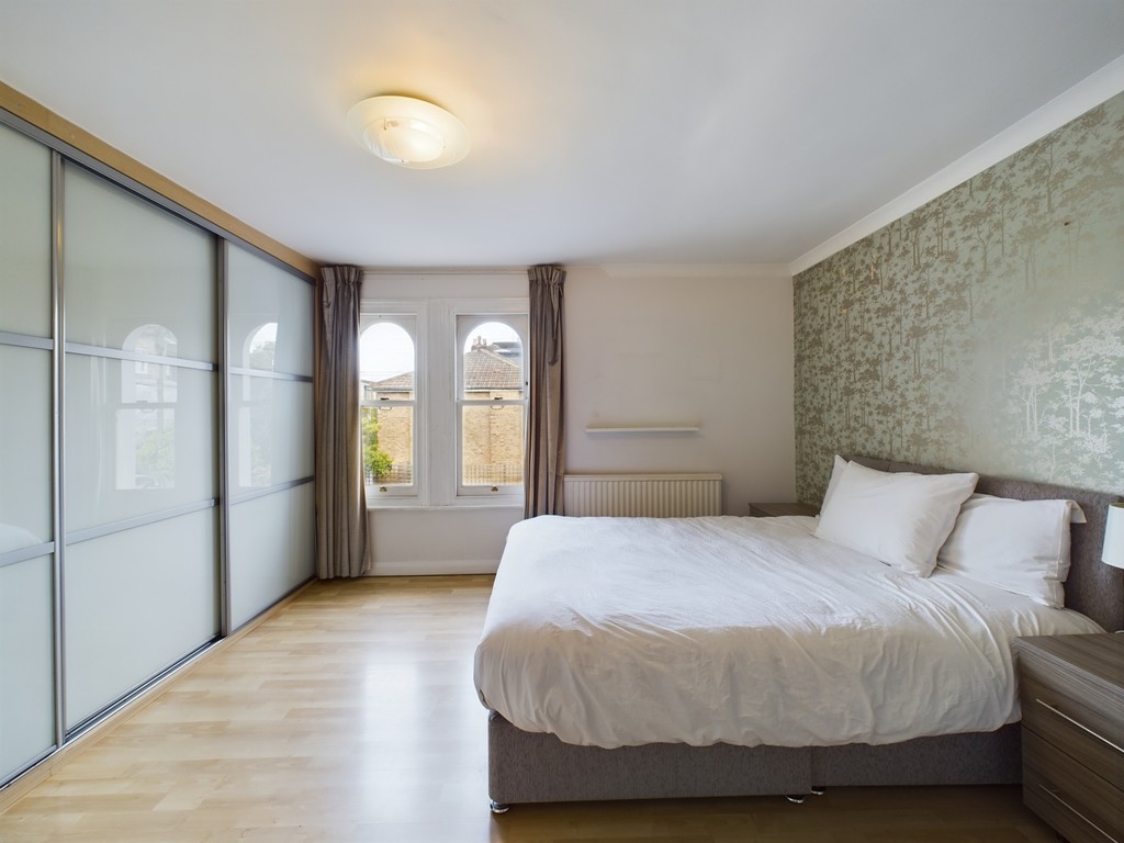 3 bed terraced house for sale in Vanbrugh Hill, London  - Property Image 14