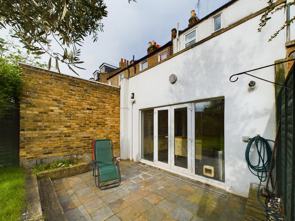 3 bed terraced house for sale in Vanbrugh Hill, London 36