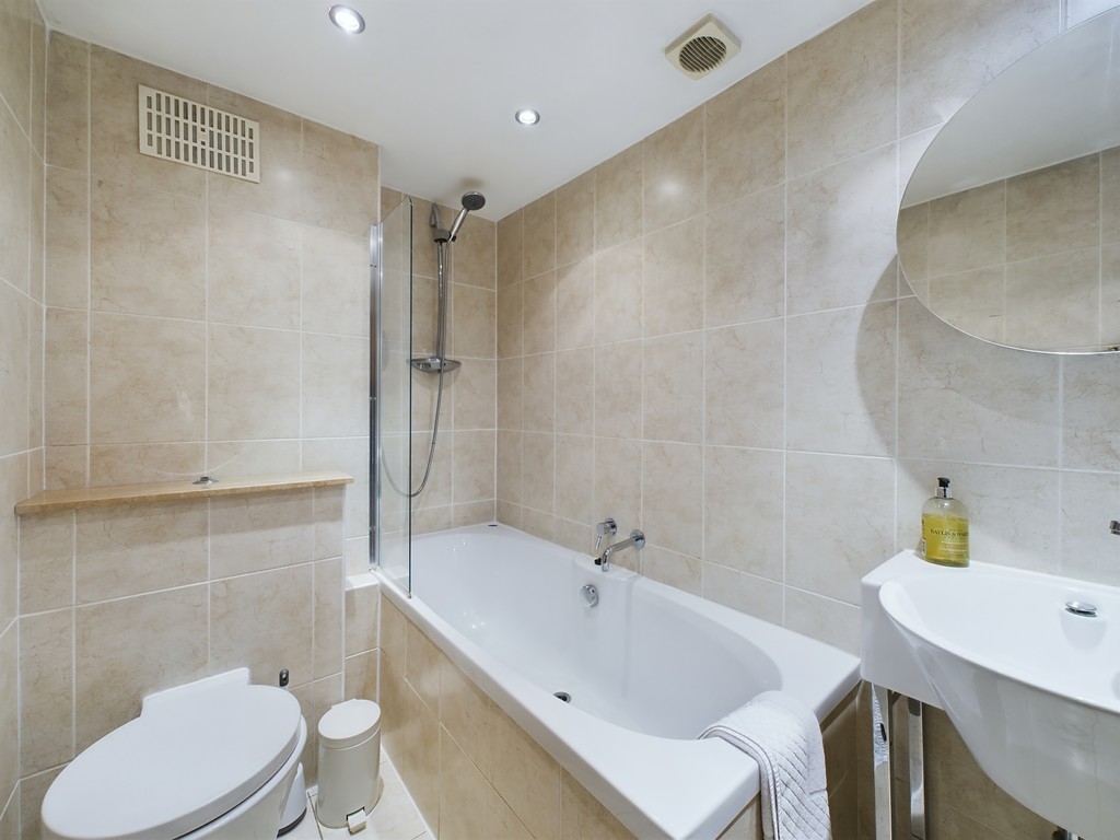 3 bed terraced house for sale in Vanbrugh Hill, London 22