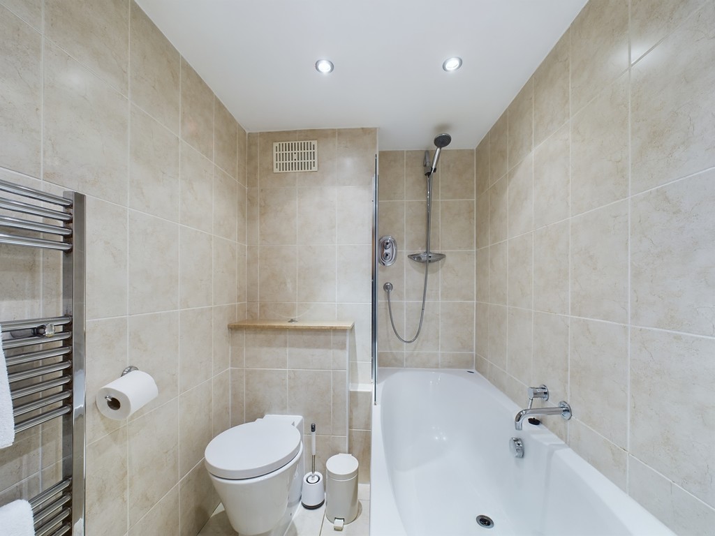 3 bed terraced house for sale in Vanbrugh Hill, London 24