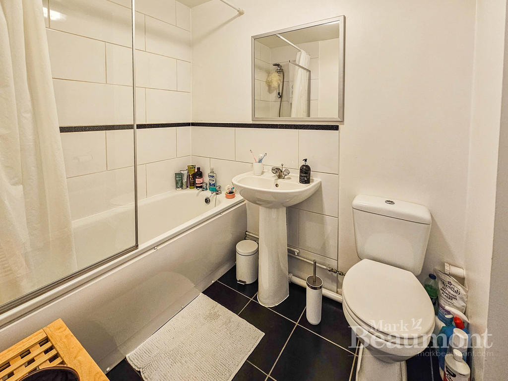 2 bed flat for sale in John William Close, New Cross 4