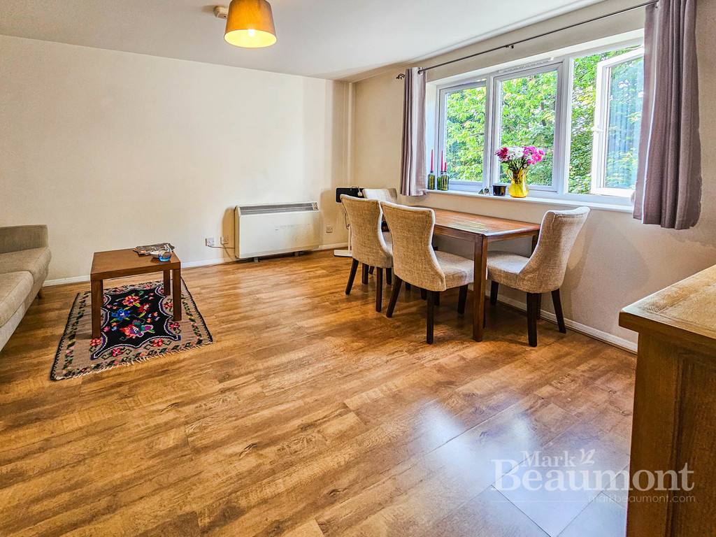 2 bed flat for sale in John William Close, New Cross  - Property Image 2