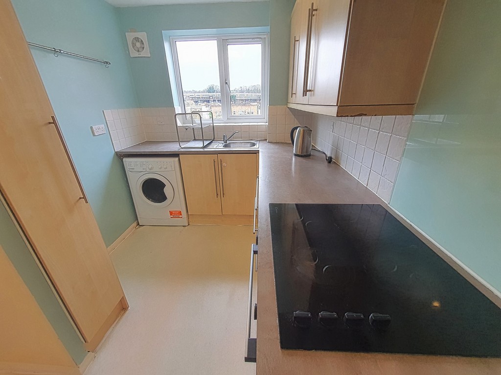 2 bed flat for sale in Armoury Road, Deptford 5