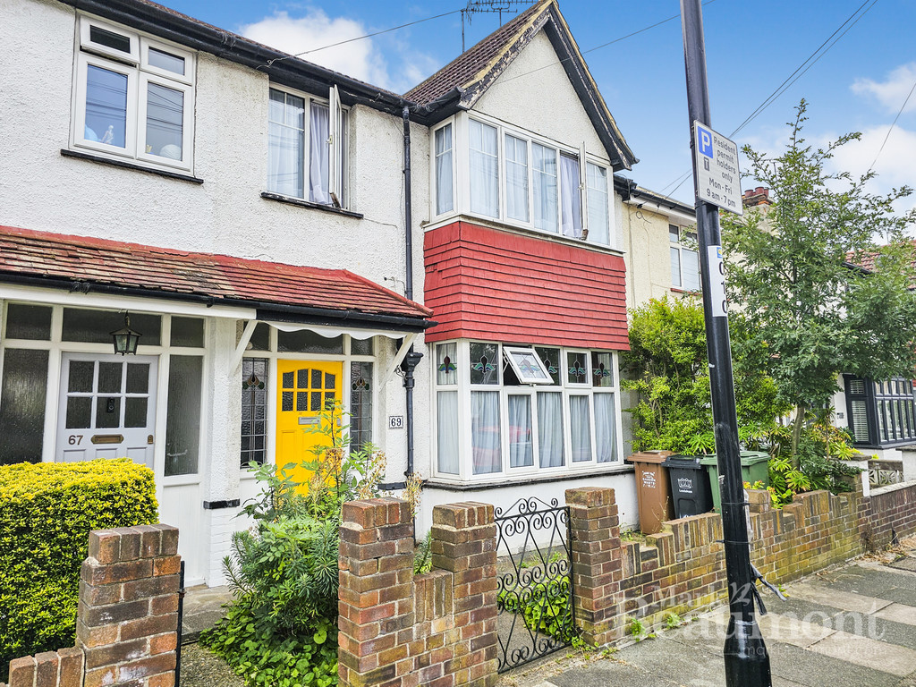 3 bed terraced house to rent in Embleton Road, Ladywell  - Property Image 1