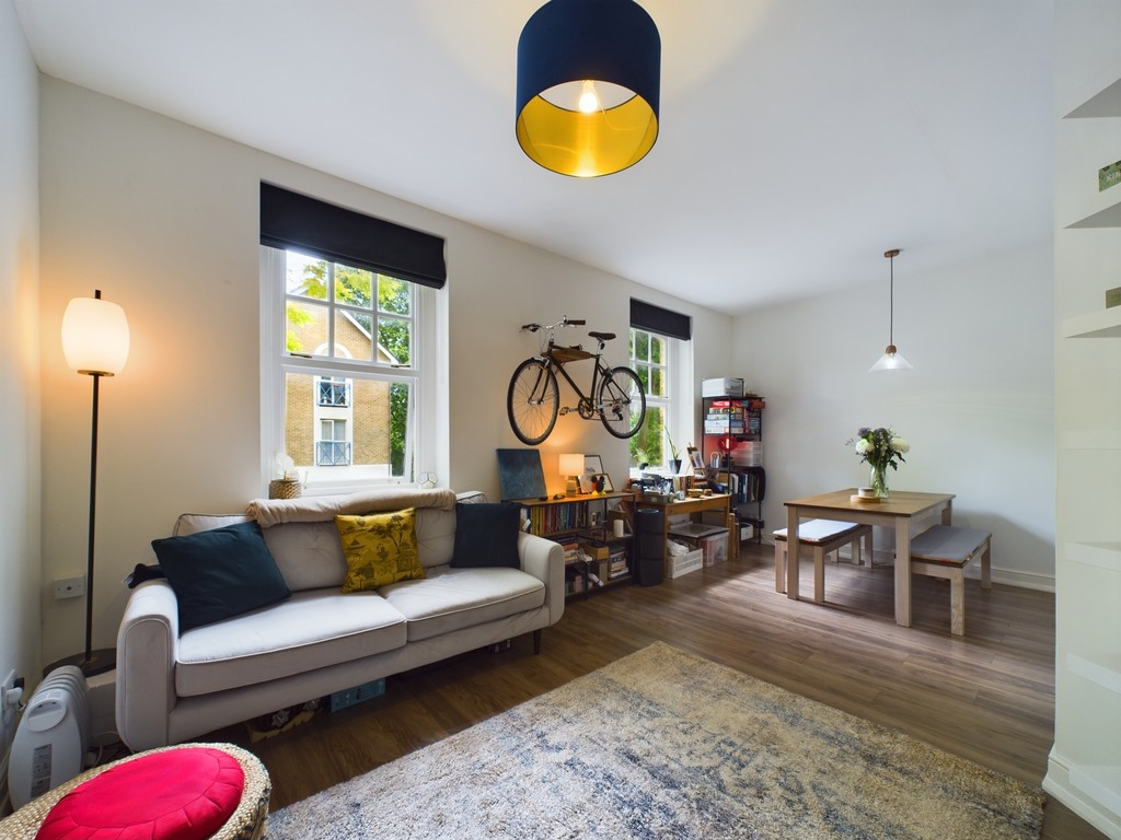 1 bed apartment for sale in Avonley Road, London 35