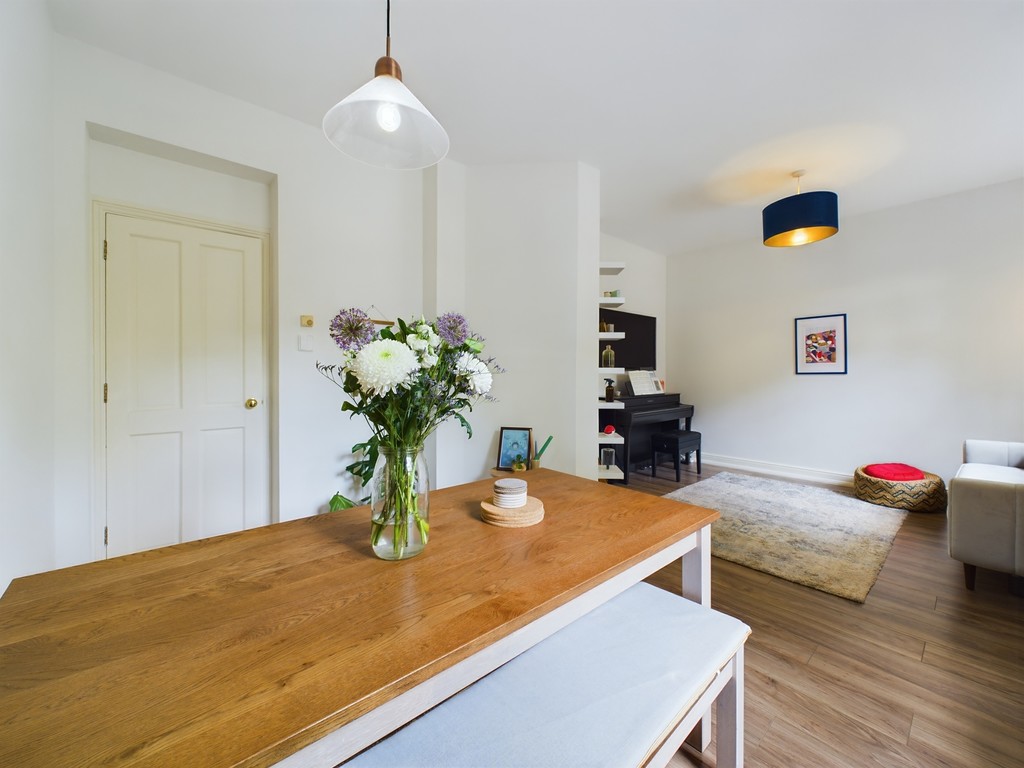 1 bed apartment for sale in Avonley Road, London 44