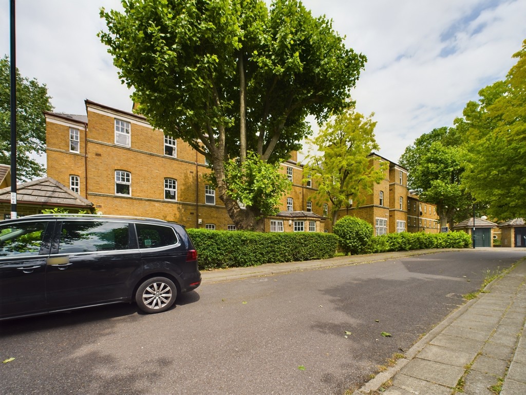 1 bed apartment for sale in Avonley Road, London 50