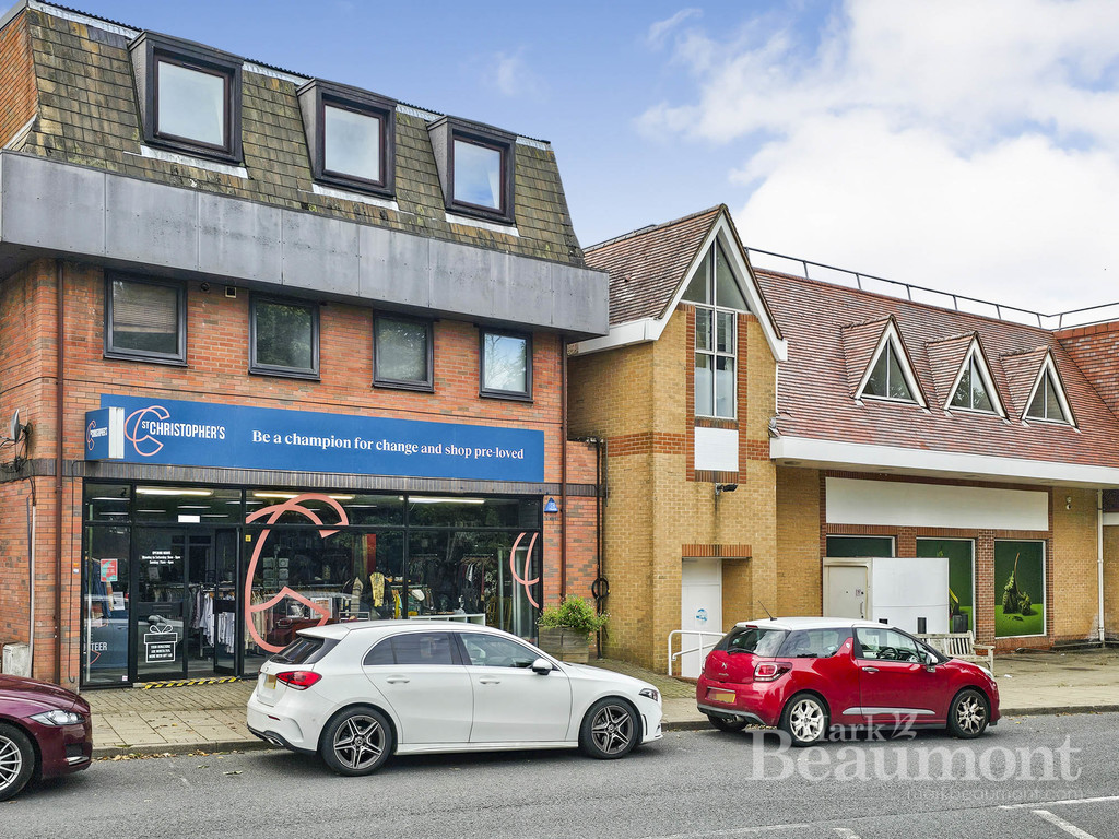 2 bed apartment for sale in Main Road, Bromley, TN16