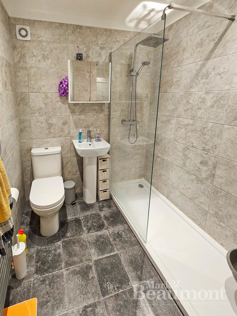 1 bed apartment to rent in Lawrie Park Road, London  - Property Image 8