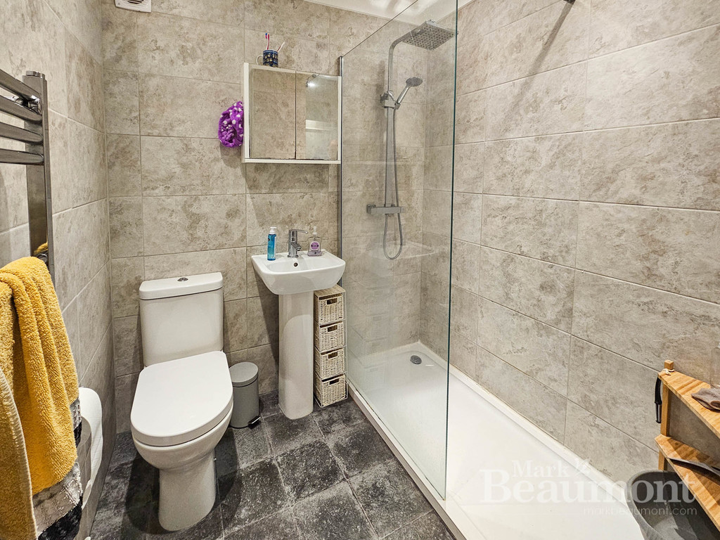 1 bed apartment to rent in Lawrie Park Road, London  - Property Image 6