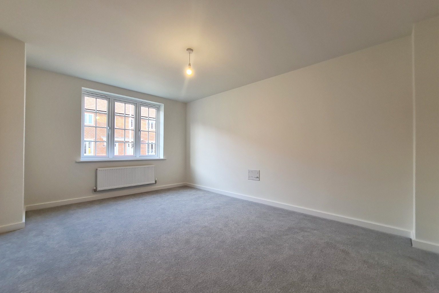 3 bed detached house to rent in Bland Way, Reading  - Property Image 3