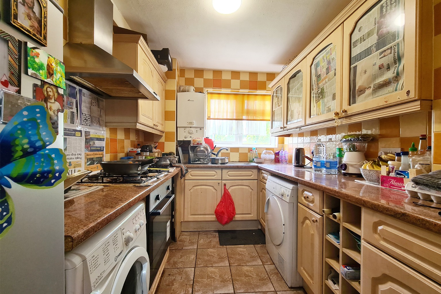 2 bed flat for sale  - Property Image 5