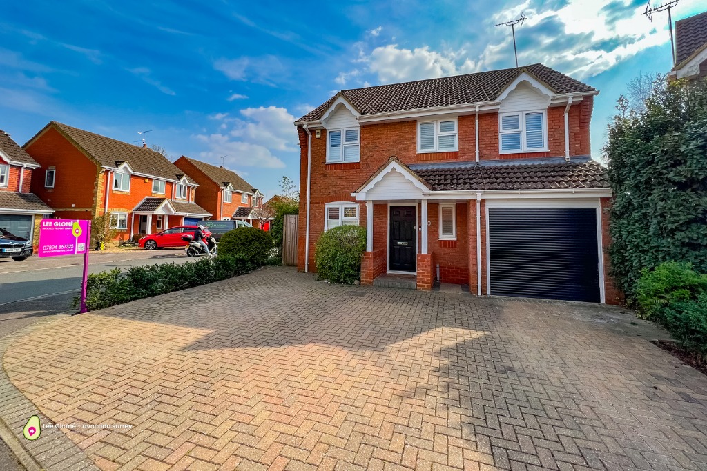 A beautifully presented extended four bedroom detached family home, set on the sough after Sycamore Park development, within a short walk of King George V Playing Fields and local schools. This is truly a stunning detached family home presented in show home condition.
