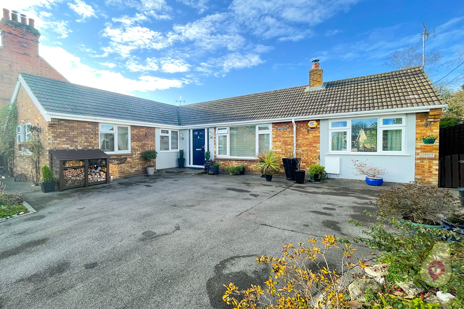 **WATCH THE PROMO VIDEO** - Three double bedroom detached bungalow, with self contained one bedroom annexe, set in mature landscaped gardens and a large driveway with ample parking. Presented in show home condition, contact us to arrange your appointment,
