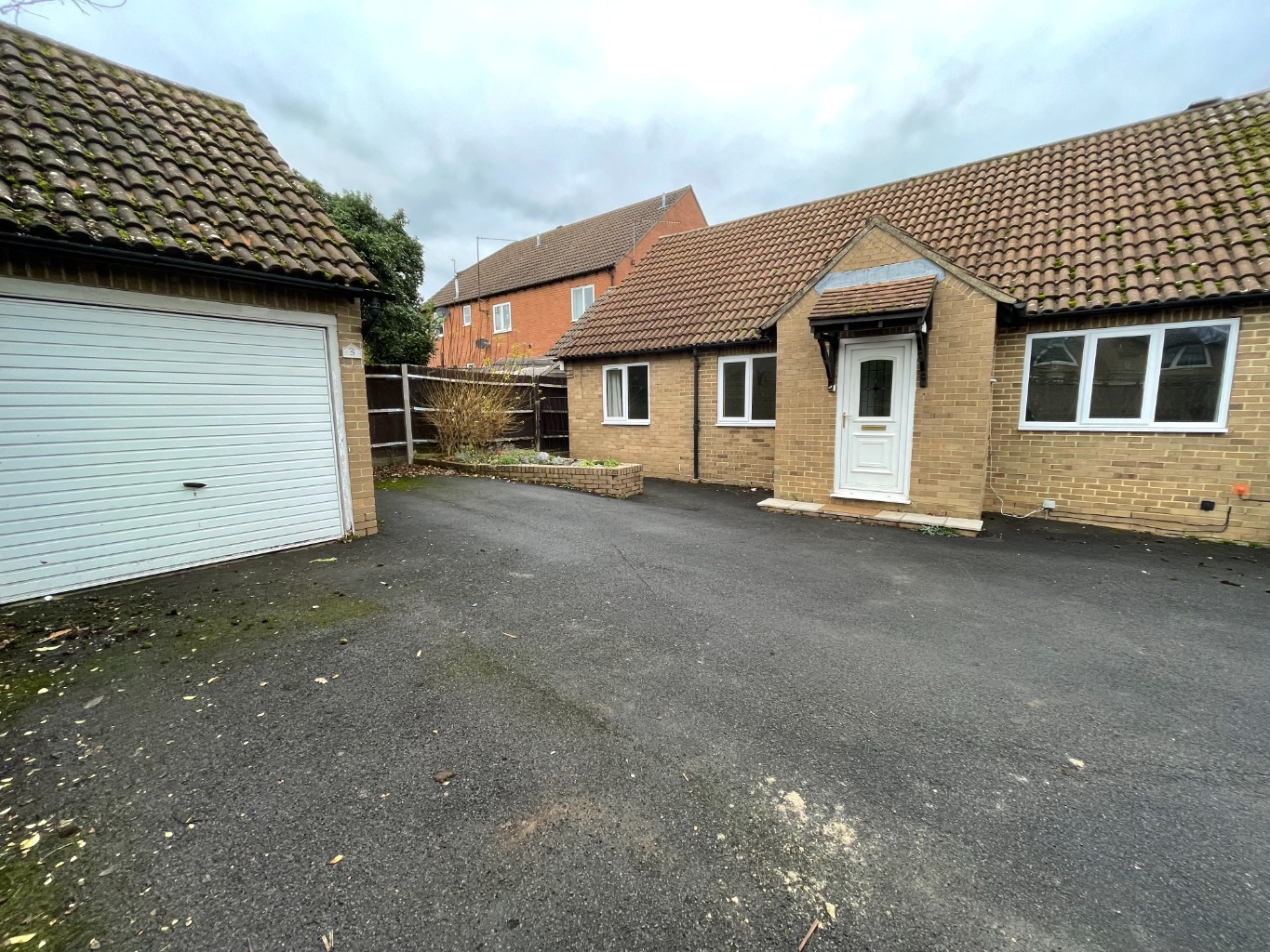 Fantastic opportunity to purchase a rarely available two bedroom bungalow in Lower Earley, scope to create a third bedroom and additional en-suite to bedroom two within existing footprint of the property