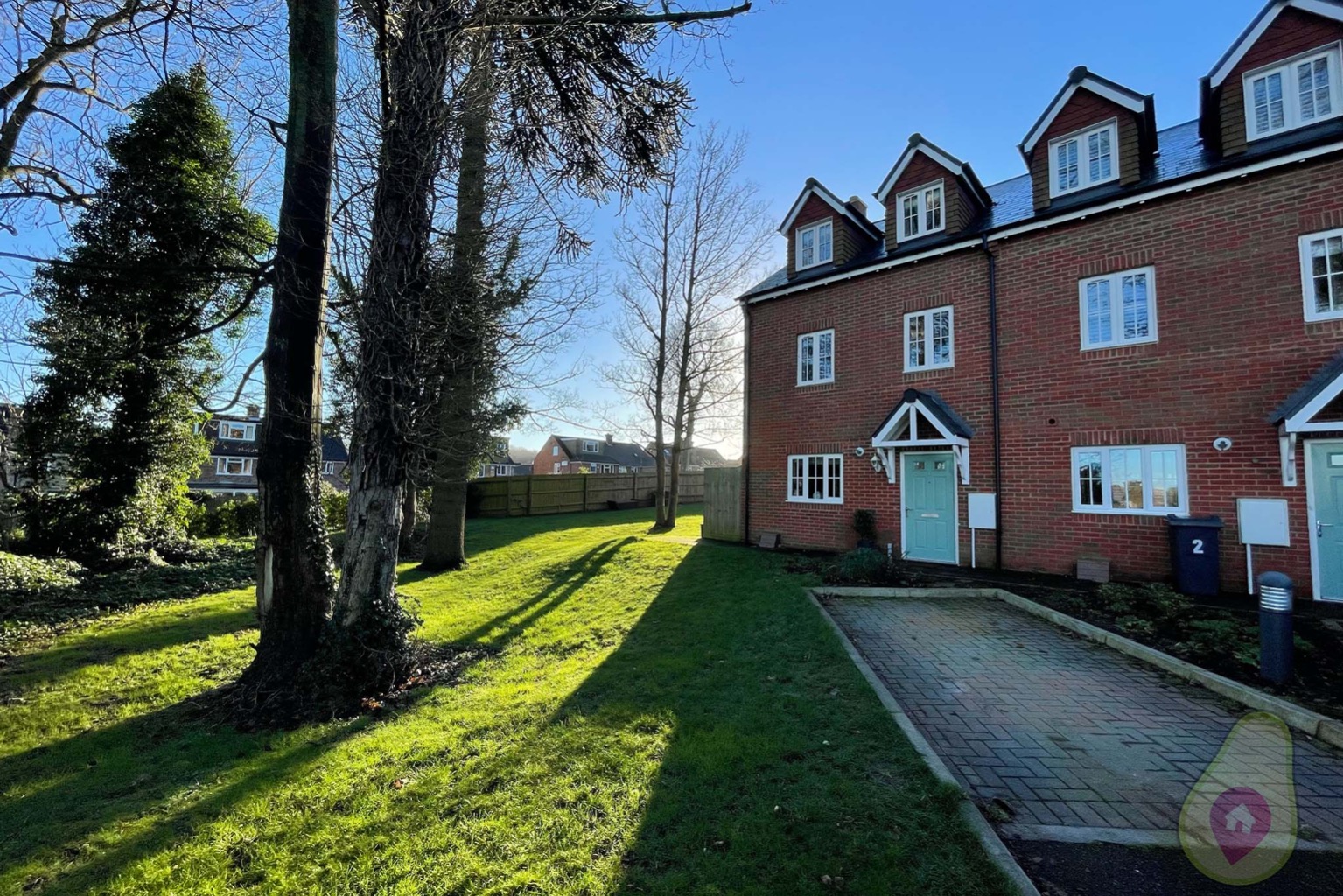 3 bed town house for sale in Barn Lane, High Wycombe, HP15