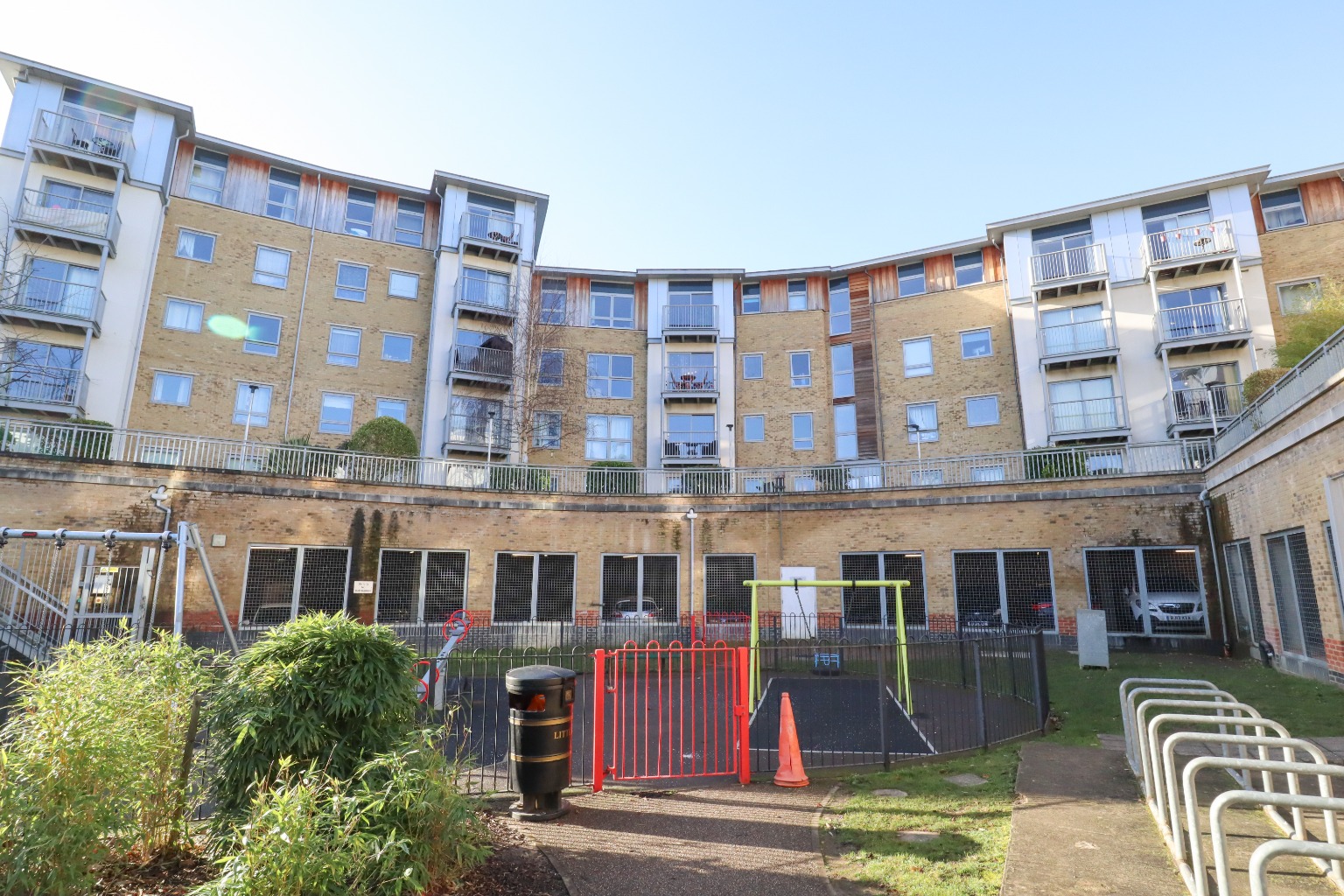 Situated in the heart of Farnborough town centre, and just a short walk from the mainline station is this fourth floor apartment, with a double bedroom, kitchen, bathroom, living room and undercroft parking.